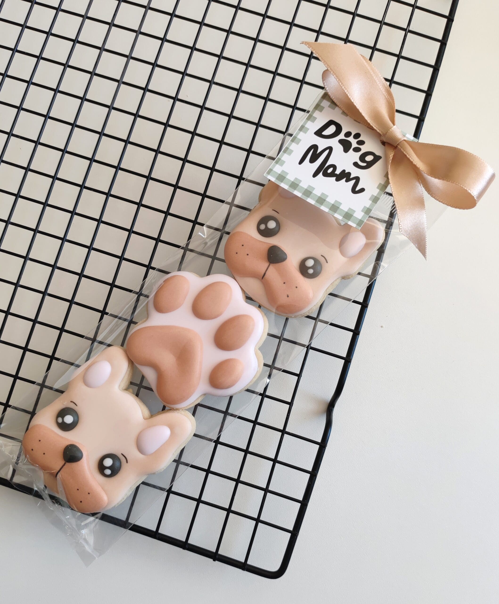 Every Best Dog Mom deserves a sweet treat too!